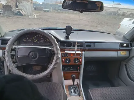 Mercedes-Benz E 230 1991 года за 1 600 000 тг. в Астана – фото 9