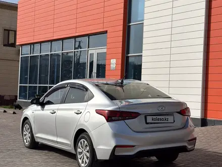 Hyundai Accent 2019 года за 7 500 000 тг. в Кызылорда – фото 3