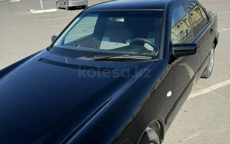 Mercedes-Benz E 230 1998 годаfor2 700 000 тг. в Караганда