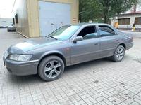 Toyota Camry 2000 годаүшін3 200 000 тг. в Павлодар