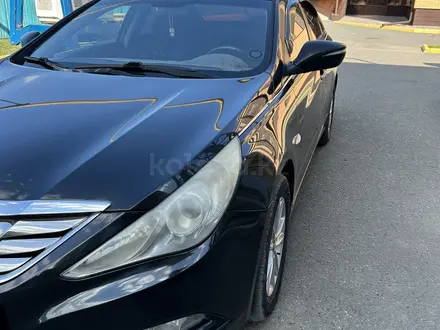 Hyundai Sonata 2010 года за 4 300 000 тг. в Актобе – фото 9