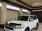 Toyota Land Cruiser 2021 года за 39 000 000 тг. в Шымкент