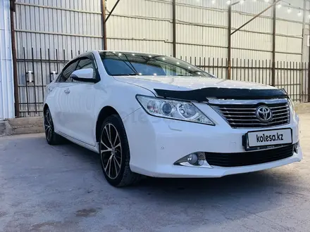 Toyota Camry 2014 года за 9 100 000 тг. в Актау – фото 2