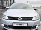 Volkswagen Jetta 2014 года за 6 100 000 тг. в Костанай – фото 5