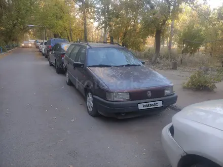 Volkswagen Passat 1993 года за 2 200 000 тг. в Караганда