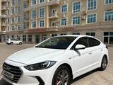 Hyundai Elantra 2018 года за 7 500 000 тг. в Актау – фото 2