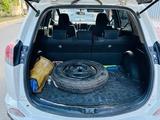 Toyota RAV4 2016 годаүшін8 960 000 тг. в Уральск – фото 5
