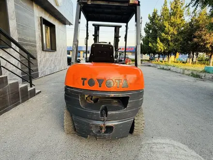 Toyota  6F 2007 года за 2 900 000 тг. в Шымкент – фото 5