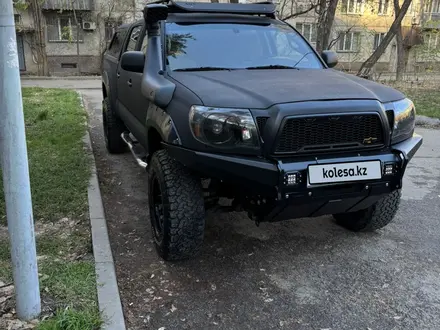 Toyota Tacoma 2008 года за 15 000 000 тг. в Алматы – фото 2