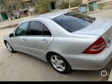 Mercedes-Benz C 240 2001 годаfor3 600 000 тг. в Актау – фото 4