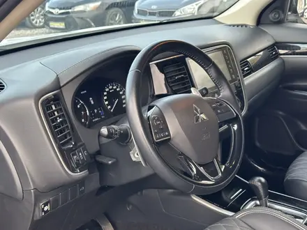 Mitsubishi Outlander 2022 года за 13 000 000 тг. в Актобе – фото 14