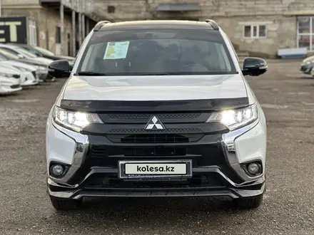 Mitsubishi Outlander 2022 года за 13 000 000 тг. в Актобе – фото 2