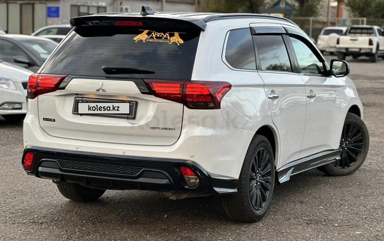 Mitsubishi Outlander — миниатюра 5