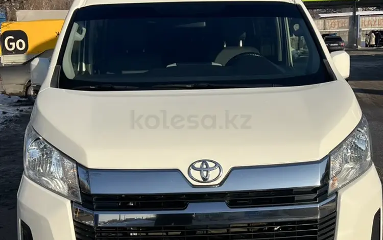 Toyota Hiace 2021 года за 22 000 000 тг. в Алматы