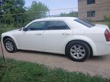 Chrysler 300C 2005 годаүшін8 000 000 тг. в Алматы – фото 2