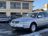 Volkswagen Passat 1996 годаfor1 600 000 тг. в Шымкент – фото 3