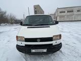 Volkswagen Caravelle 1995 года за 3 600 000 тг. в Павлодар