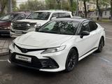 Toyota Camry 2021 года за 18 000 000 тг. в Тараз
