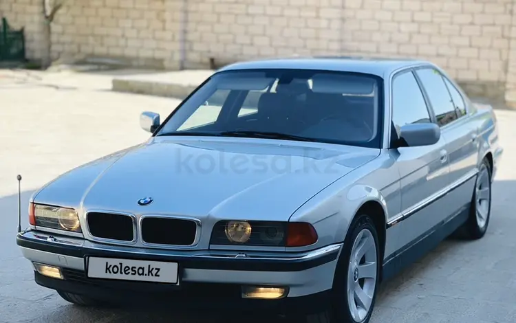 BMW 740 1998 годаүшін8 000 000 тг. в Жанаозен