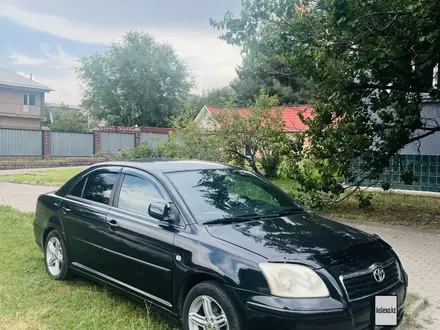 Toyota Avensis 2004 года за 3 900 000 тг. в Алматы – фото 2