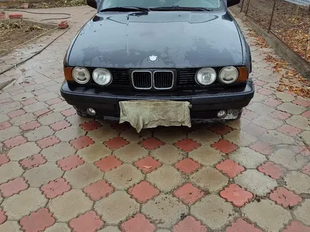 BMW 525 1990 года за 800 000 тг. в Байсерке – фото 3