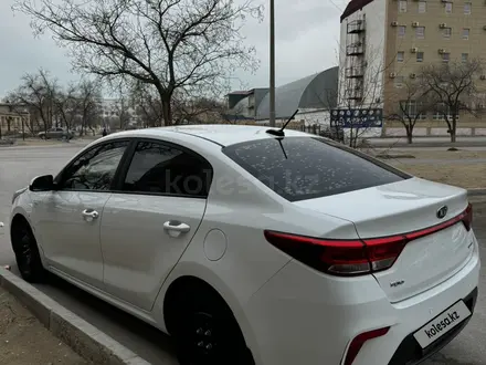 Kia Rio 2019 года за 7 300 000 тг. в Актау – фото 4