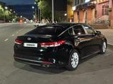 Kia K5 2017 годаүшін8 600 000 тг. в Астана – фото 2
