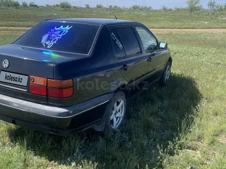 Volkswagen Vento 1993 года за 1 000 000 тг. в Темиртау – фото 5