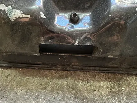Багажник (крышка багажника) BMW E36 седан за 5 000 тг. в Караганда – фото 4