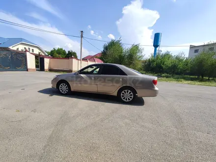 Toyota Camry 2005 года за 4 600 000 тг. в Туркестан – фото 9