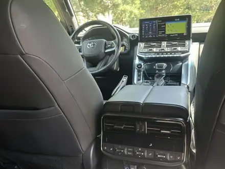Toyota Land Cruiser 2024 года за 55 000 000 тг. в Астана – фото 7