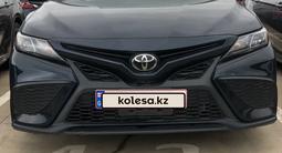 Toyota Camry 2021 года за 8 200 000 тг. в Алматы