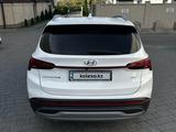 Hyundai Santa Fe 2023 годаүшін12 750 000 тг. в Алматы – фото 2