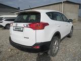 Toyota RAV4 2013 годаүшін8 874 000 тг. в Шымкент – фото 4