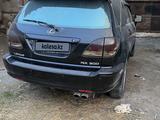 Lexus RX 300 2000 годаүшін2 900 000 тг. в Тараз
