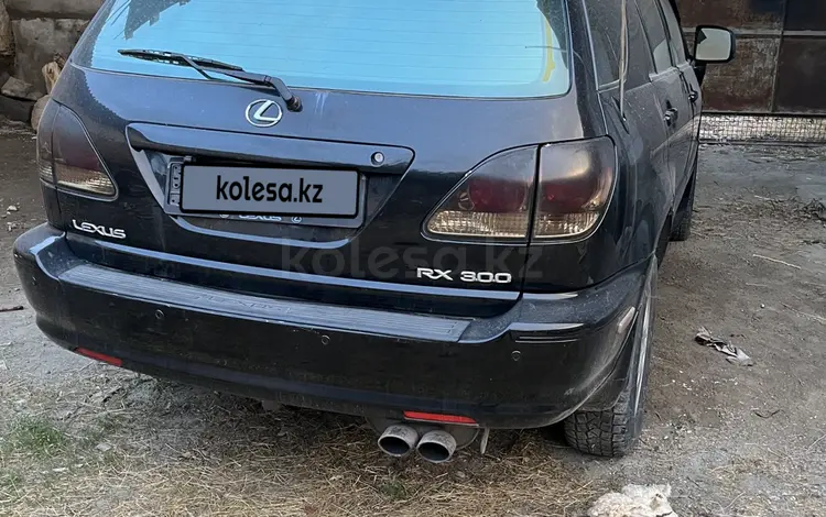 Lexus RX 300 2000 годаүшін2 900 000 тг. в Тараз