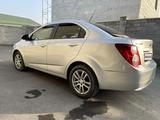 Chevrolet Aveo 2014 годаfor3 800 000 тг. в Алматы – фото 3