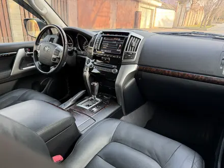 Toyota Land Cruiser 2013 года за 26 900 000 тг. в Алматы – фото 27
