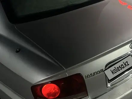 Hyundai Sonata 2005 года за 1 450 000 тг. в Алматы – фото 3