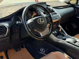 Lexus NX 200t