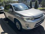 Toyota Highlander 2012 года за 13 500 000 тг. в Астана – фото 3