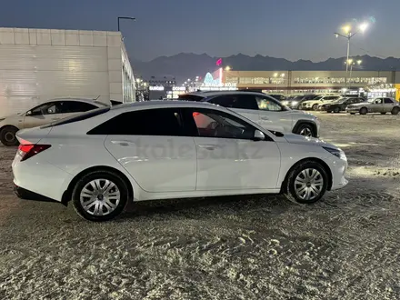 Hyundai Elantra 2021 года за 8 500 000 тг. в Алматы – фото 4