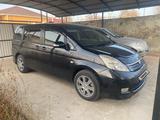 Toyota Isis 2005 года за 2 500 000 тг. в Атырау