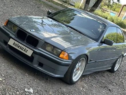 BMW 328 1994 года за 2 650 000 тг. в Караганда