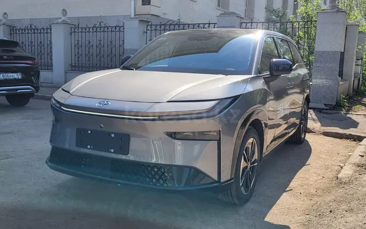 Toyota bZ3X 2025 года за 12 400 000 тг. в Астана