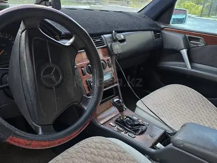 Mercedes-Benz E 280 1998 года за 1 500 000 тг. в Петропавловск – фото 7