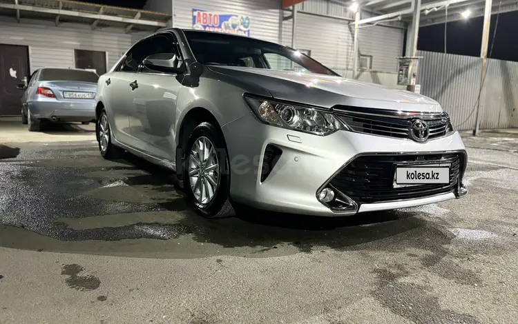 Toyota Camry 2016 годаfor10 500 000 тг. в Шымкент