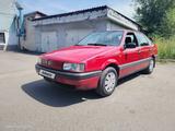 Volkswagen Passat 1992 годаүшін1 070 000 тг. в Усть-Каменогорск