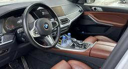 BMW X7 2021 года за 48 000 000 тг. в Алматы – фото 5