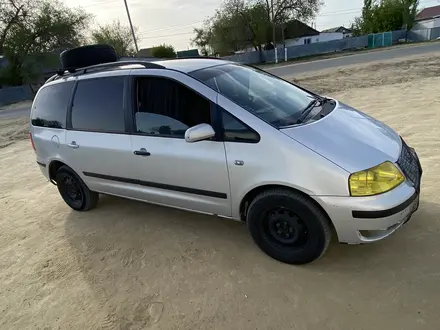 Volkswagen Sharan 2002 года за 3 500 000 тг. в Актобе – фото 10